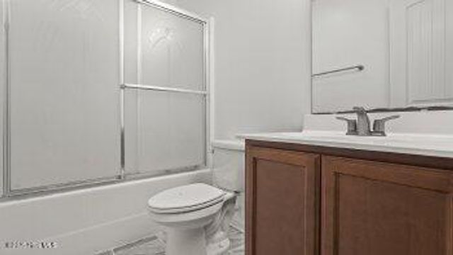 105 Hawsboro Court, Jacksonville, NC 28540