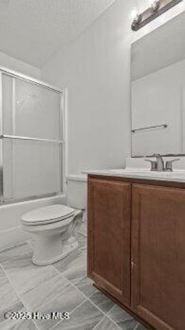 105 Hawsboro Court, Jacksonville, NC 28540