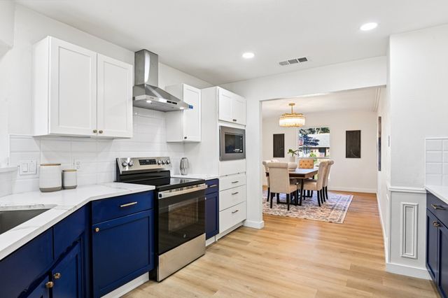 4300 Kingswick Drive, Arlington, TX 76016