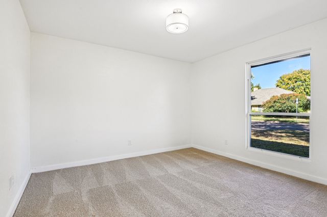 4300 Kingswick Drive, Arlington, TX 76016