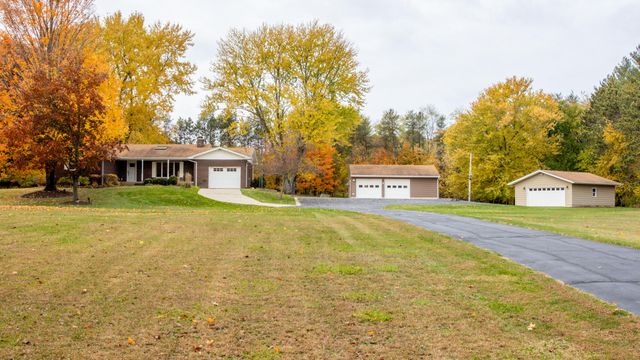 6566 N 200 E, La Porte, IN 46350