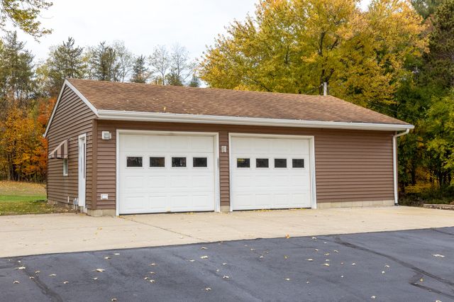 6566 N 200 E, La Porte, IN 46350