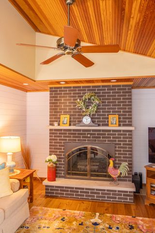 6566 N 200 E, La Porte, IN 46350