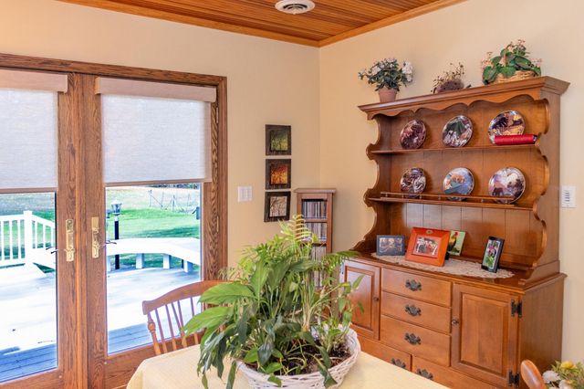 6566 N 200 E, La Porte, IN 46350
