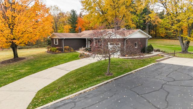 6566 N 200 E, La Porte, IN 46350