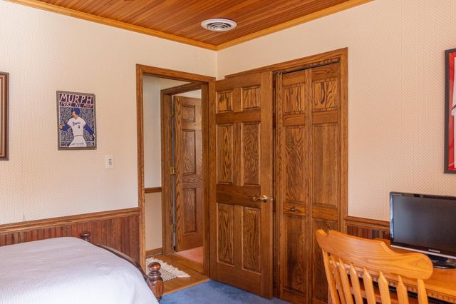 6566 N 200 E, La Porte, IN 46350