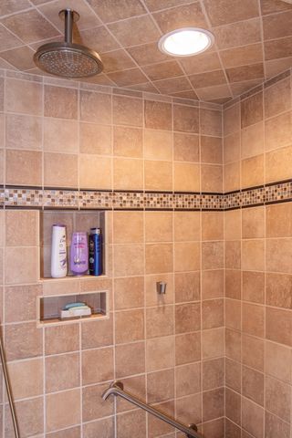 6566 N 200 E, La Porte, IN 46350