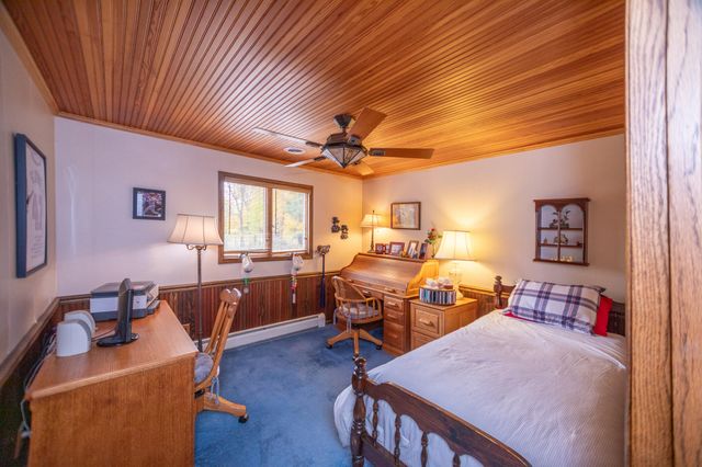 6566 N 200 E, La Porte, IN 46350