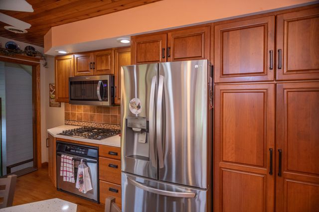 6566 N 200 E, La Porte, IN 46350