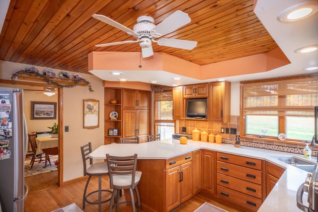 6566 N 200 E, La Porte, IN 46350