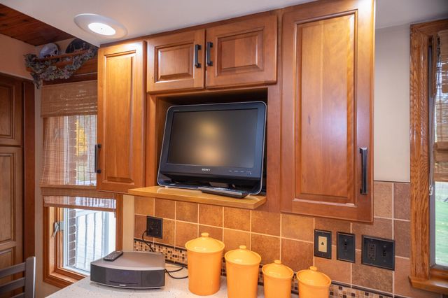 6566 N 200 E, La Porte, IN 46350