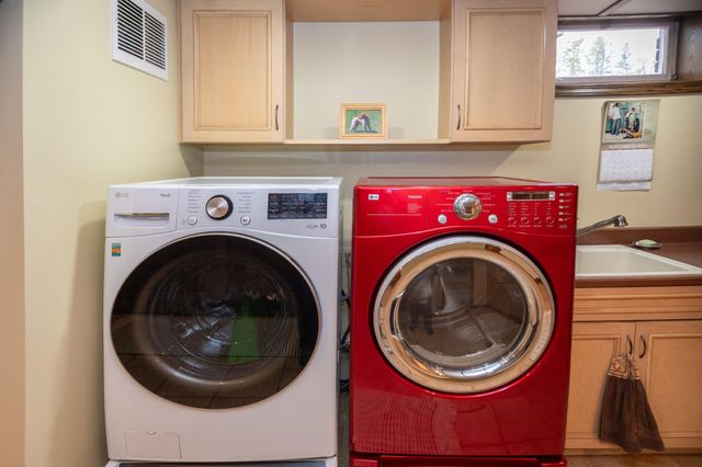 6566 N 200 E, La Porte, IN 46350