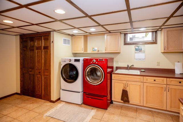 6566 N 200 E, La Porte, IN 46350