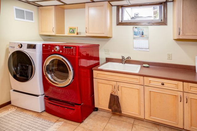 6566 N 200 E, La Porte, IN 46350