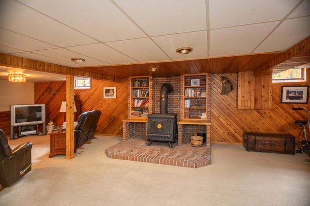 6566 N 200 E, La Porte, IN 46350