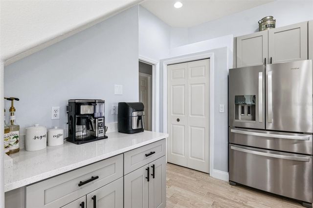 13049 THOROUGHBRED DRIVE, Dade City, FL 33525