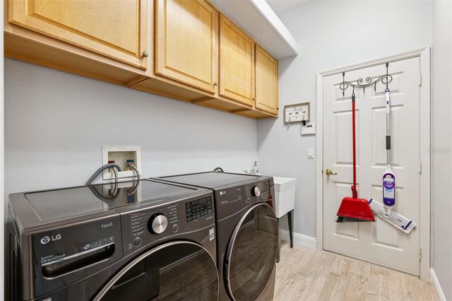 13049 THOROUGHBRED DRIVE, Dade City, FL 33525