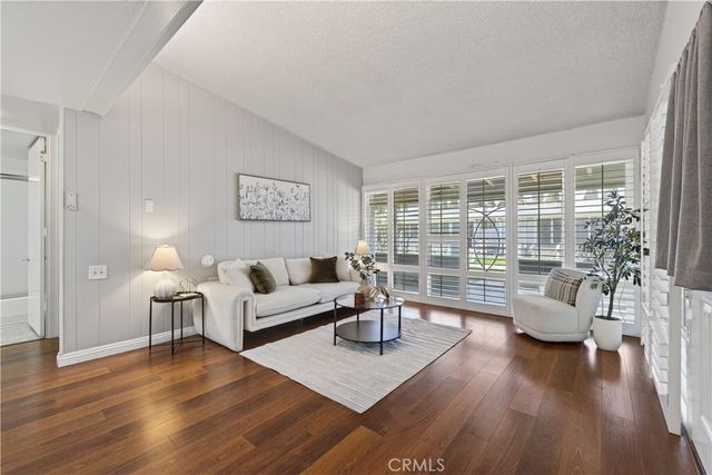 1200 Canoe Brook Drive 19D, Seal Beach, CA 90740