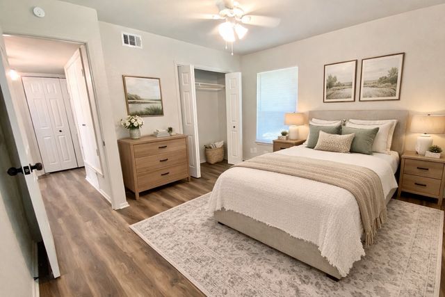 117 E Sanford Street B, Arlington, TX 76011