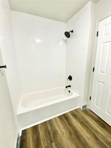 117 E Sanford Street B, Arlington, TX 76011