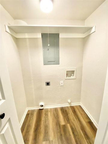 117 E Sanford Street B, Arlington, TX 76011