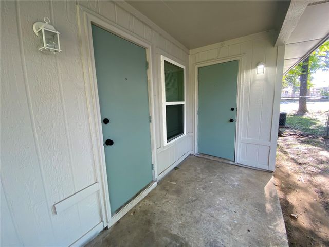 117 E Sanford Street B, Arlington, TX 76011