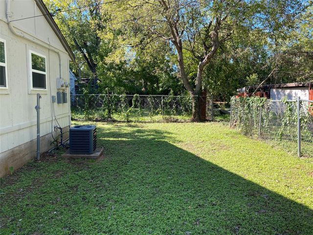 117 E Sanford Street B, Arlington, TX 76011