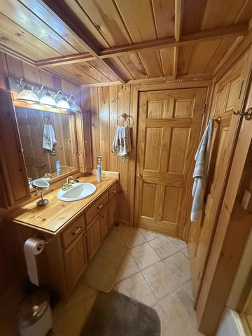 10725 N NAMEKAGON LANE, Hayward, WI 54843