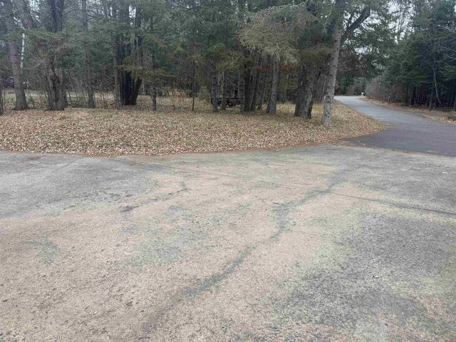 10725 N NAMEKAGON LANE, Hayward, WI 54843