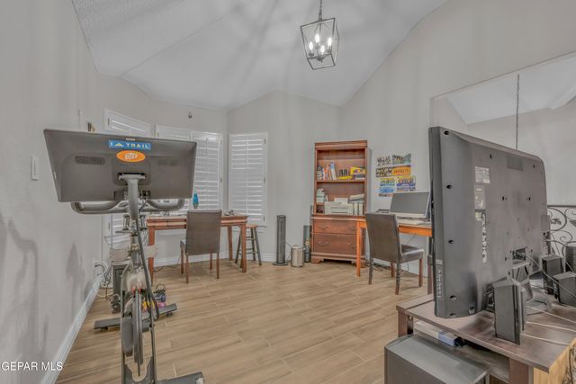 1920 SUN SPOT Street, El Paso, TX 79938