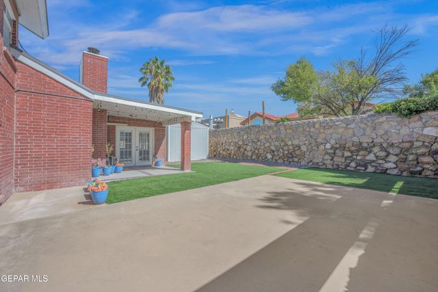 1920 SUN SPOT Street, El Paso, TX 79938