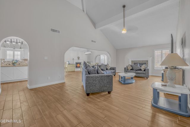 1920 SUN SPOT Street, El Paso, TX 79938