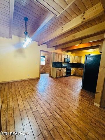 167 Bunkhouse Rd, Spencer, TN 38585