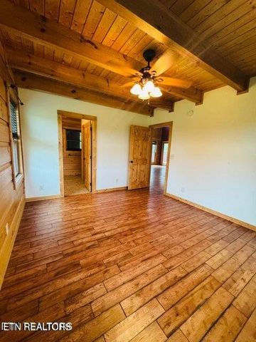 167 Bunkhouse Rd, Spencer, TN 38585