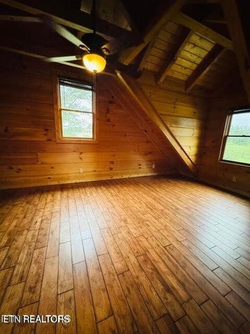 167 Bunkhouse Rd, Spencer, TN 38585