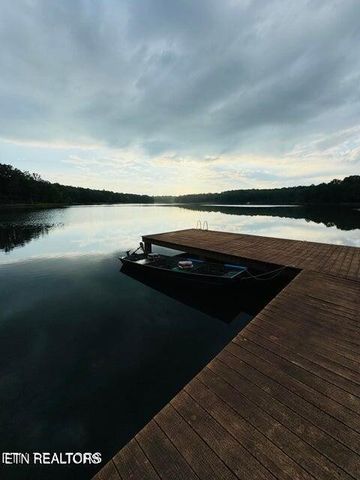 167 Bunkhouse Rd, Spencer, TN 38585