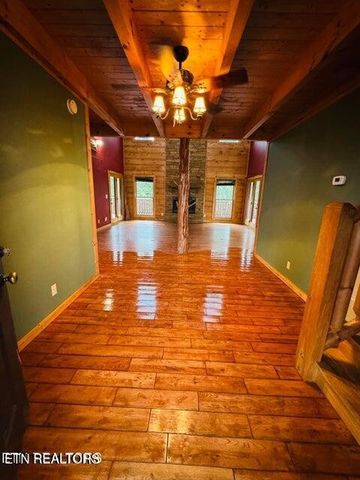 167 Bunkhouse Rd, Spencer, TN 38585