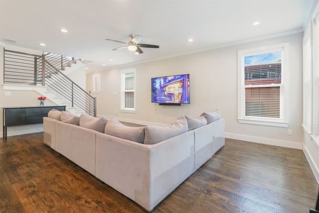 1975 Angelina Drive, Dallas, TX 75212