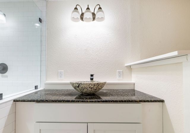 19731 Nob Hill Loop, Springdale, AR 72764