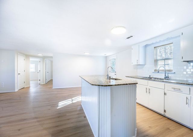 19731 Nob Hill Loop, Springdale, AR 72764