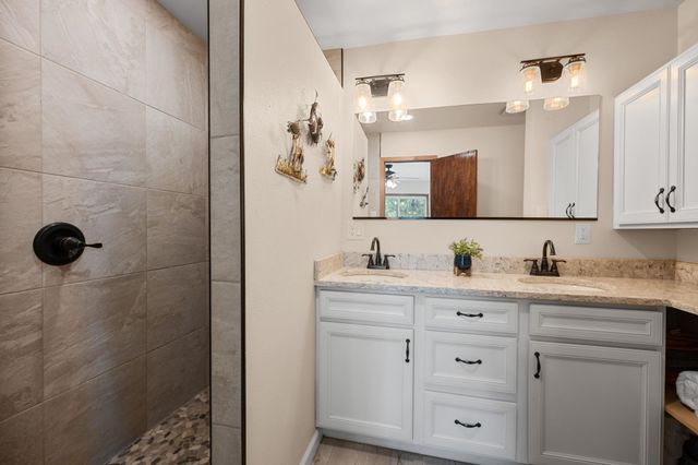 6104 W Deno Rd, Spokane, WA 99224