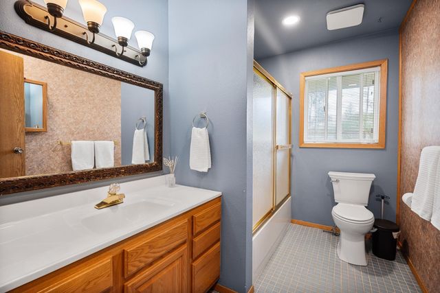6104 W Deno Rd, Spokane, WA 99224