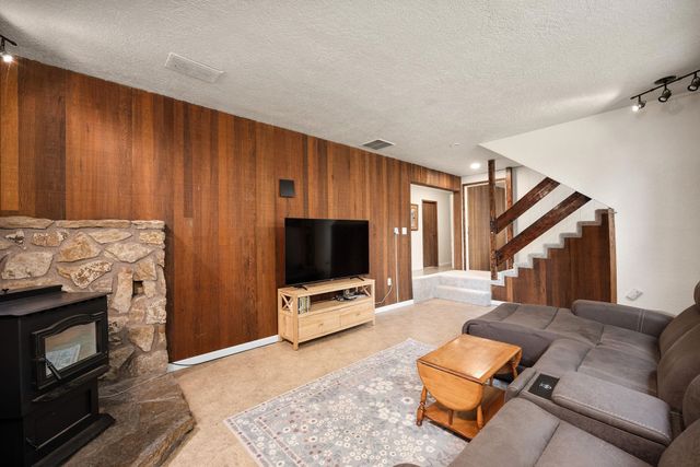 6104 W Deno Rd, Spokane, WA 99224
