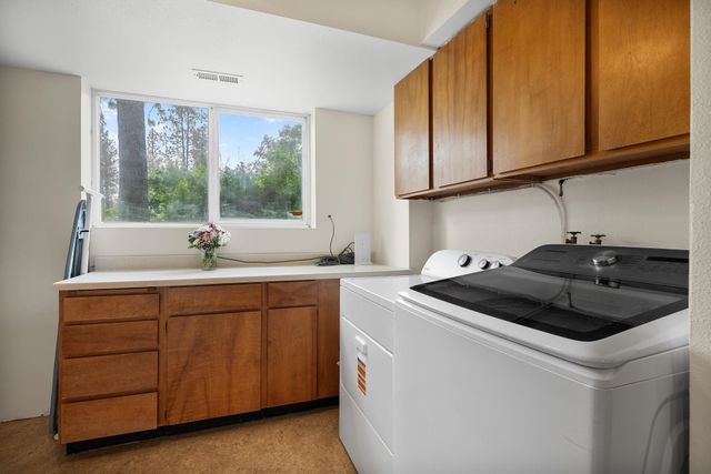 6104 W Deno Rd, Spokane, WA 99224