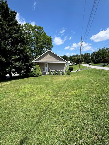35 Willow Road, Beacon, NY 12508