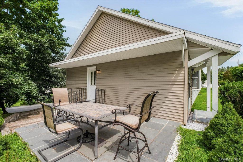 35 Willow Road, Beacon, NY 12508 — photo 4