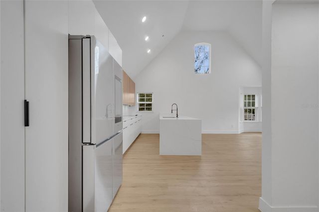 6593 QUEENS BOROUGH AVENUE 202, Orlando, FL 32835