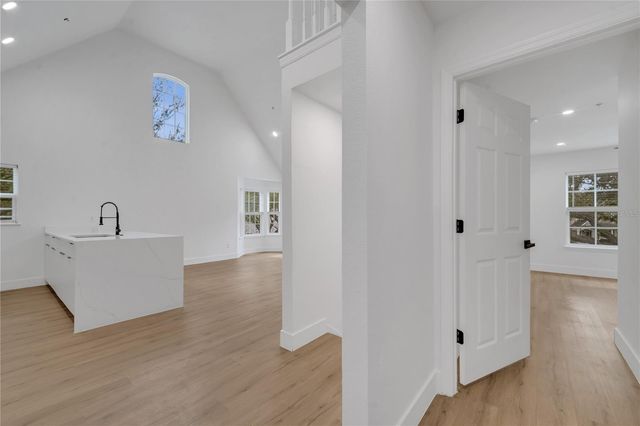 6593 QUEENS BOROUGH AVENUE 202, Orlando, FL 32835