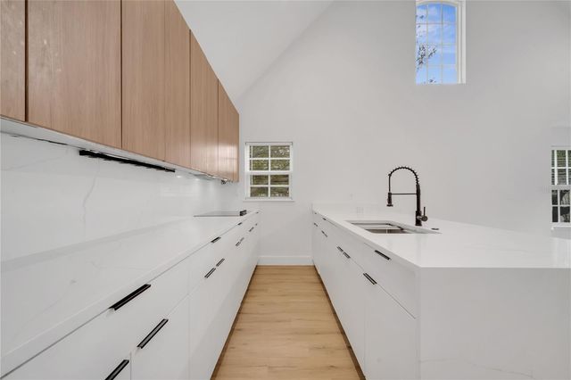 6593 QUEENS BOROUGH AVENUE 202, Orlando, FL 32835