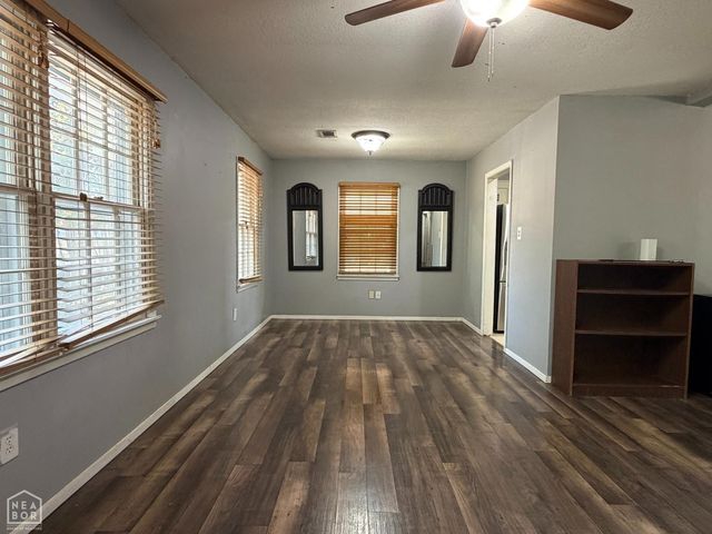 909 Sycamore Cove, Jonesboro, AR 72404